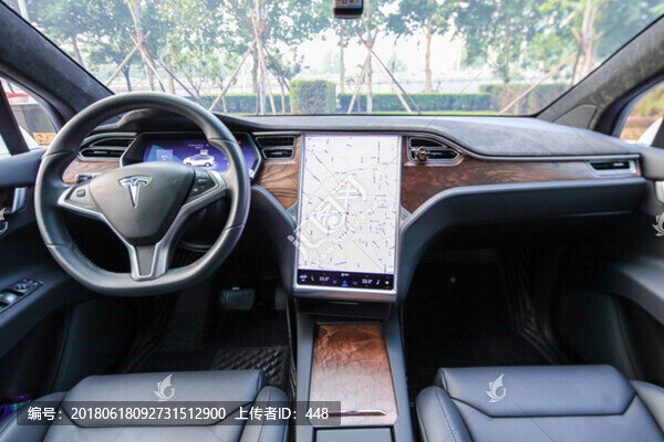 汽車內(nèi)飾,特斯拉轎車,電動車