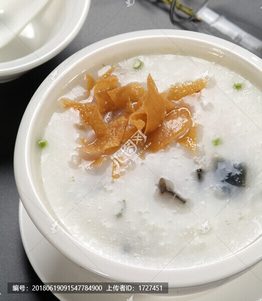皮蛋瘦肉粥