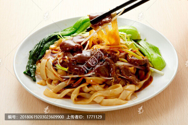 濕炒牛河