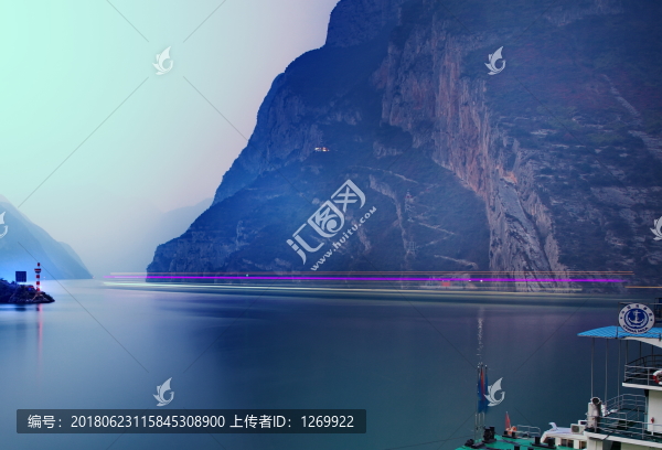 峽江魅影