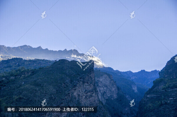 斷崖地質(zhì)風(fēng)光