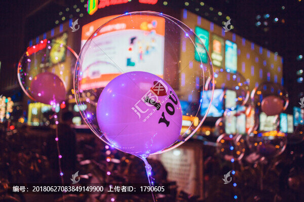 商業(yè)廣場LED彩燈氣球