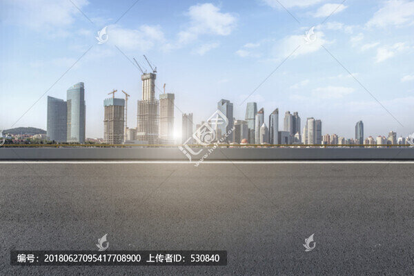青島建筑景觀和公路路面