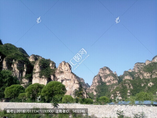 喀斯特地貌山水