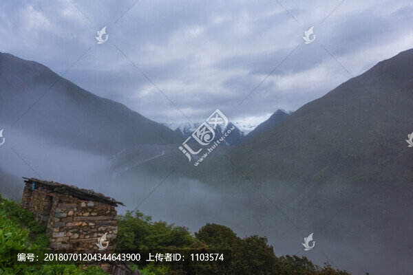 貢嘎寺云海