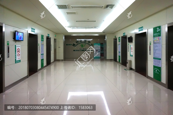 醫(yī)院內(nèi)景眼科外治中心