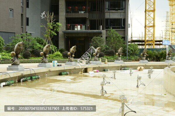 住宅小區(qū)游泳池