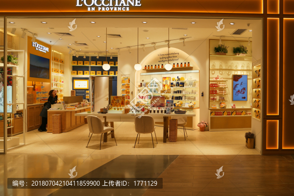 潮流服裝店鋪
