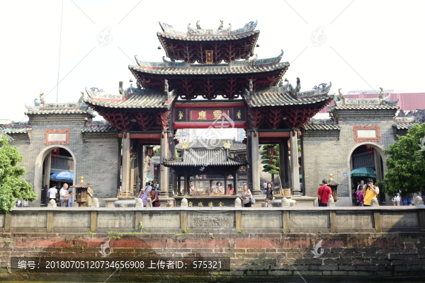 靈應(yīng)牌坊