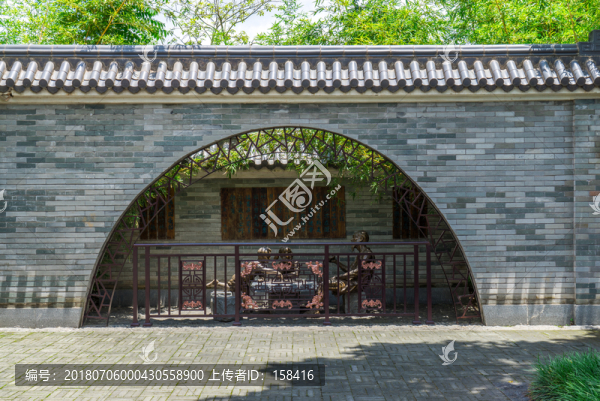 青磚灰瓦中式庭院