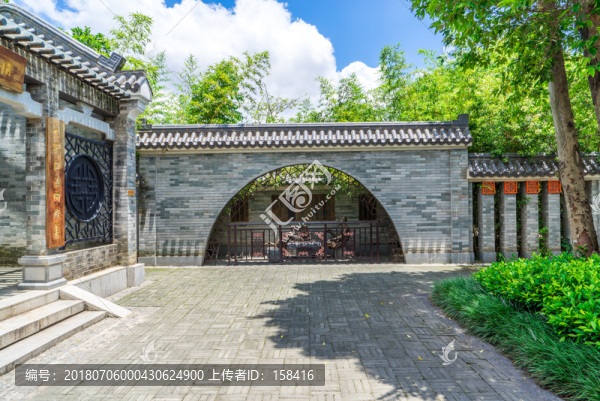 青磚灰瓦中式庭院