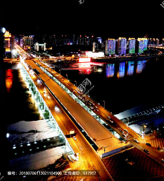 北國江城夜
