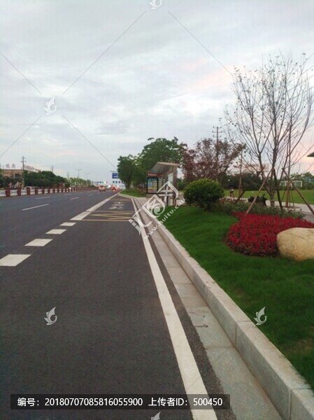 公交車(chē)站