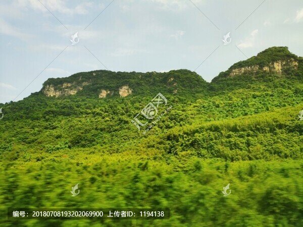 高山岳麓