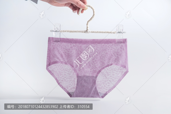 女士內(nèi)褲