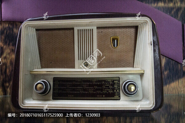 老式收音機