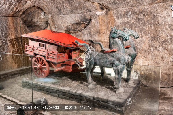 龜山漢墓車馬室