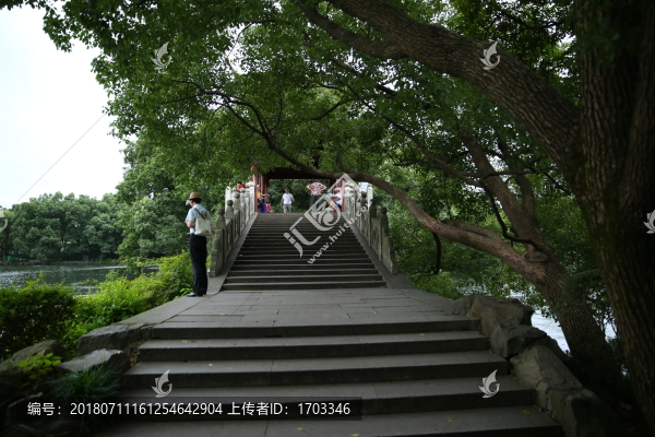 石板階梯