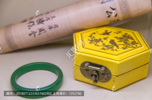 復(fù)古儲(chǔ)蓄罐