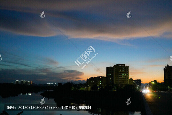 黃昏