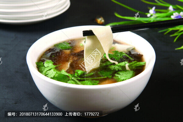 酸湯面葉