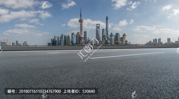 城市道路瀝青路面和上海陸家嘴