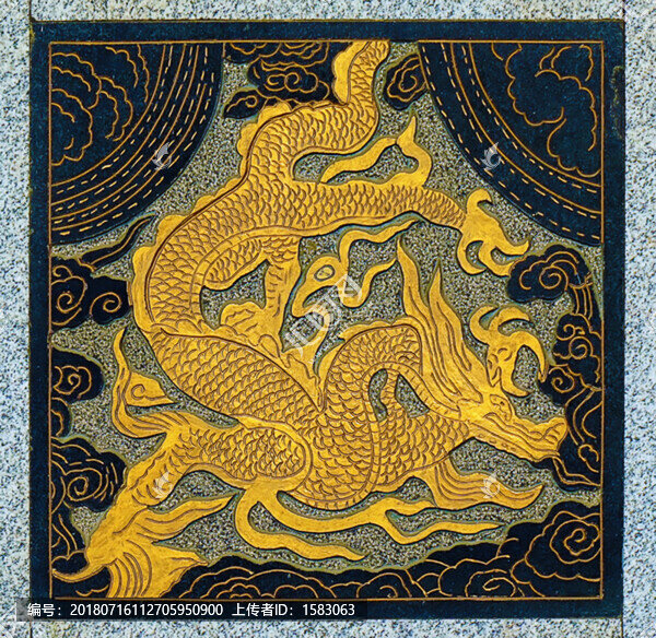 金龍浮雕