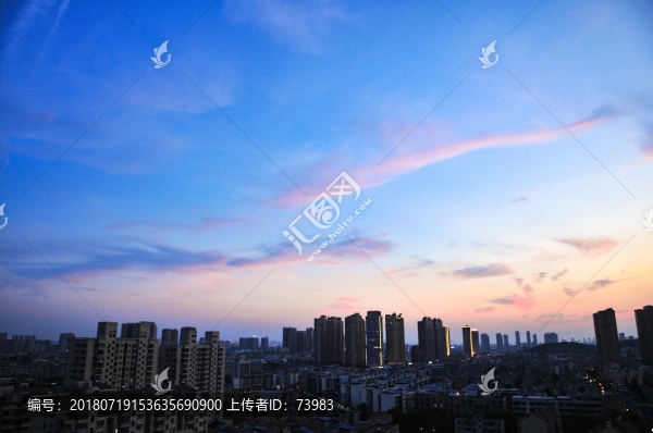 傍晚的城市