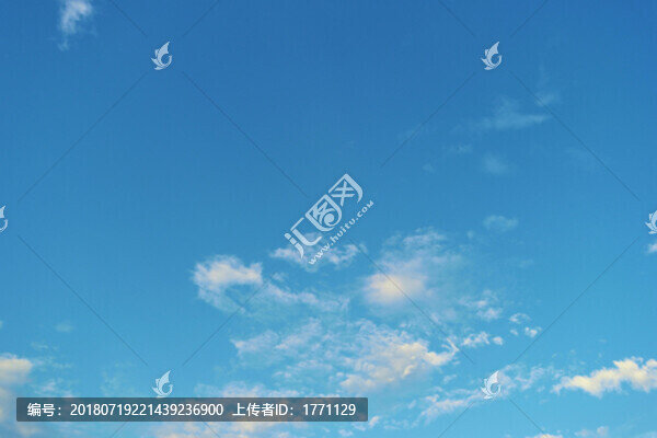 藍(lán)天白云