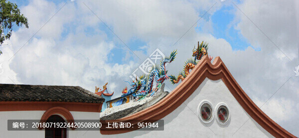 龍飛檐