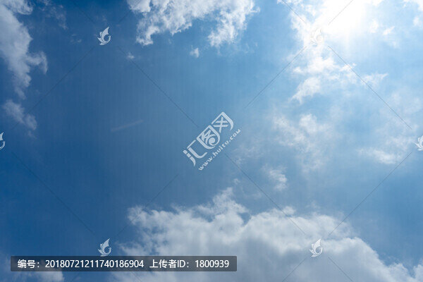 藍(lán)天白云