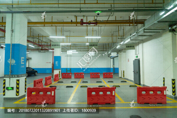 地下停車場(chǎng)