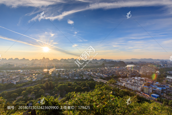 廣西桂林城區(qū)全景漓江夕陽(yáng)