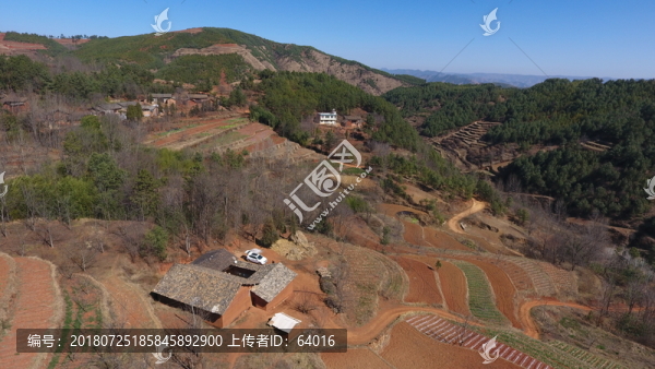 深山農(nóng)戶