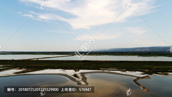 七彩鹽湖