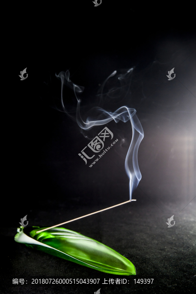 香插煙霧繚繞