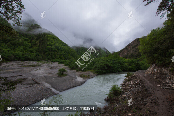 貢嘎雪山環(huán)線徒步風(fēng)光213