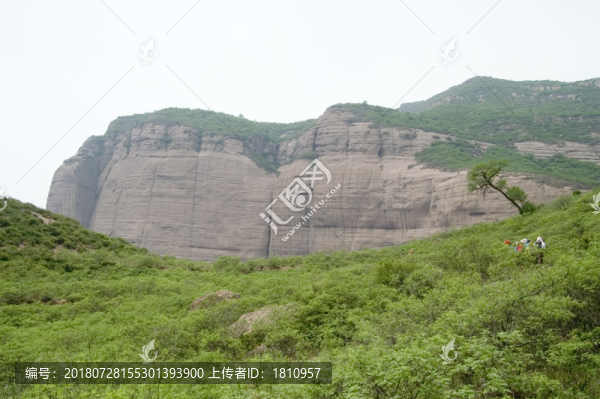 丹霞赤壁