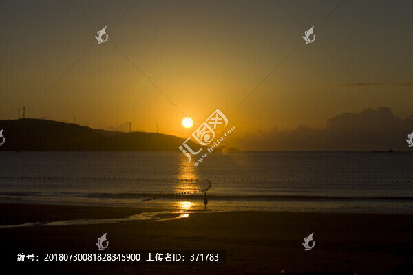 大海日出