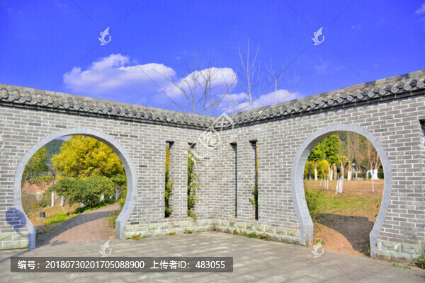 安居鳳凰山