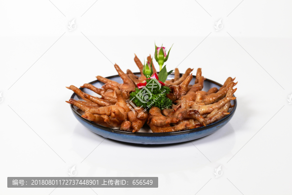 鹵雞腳