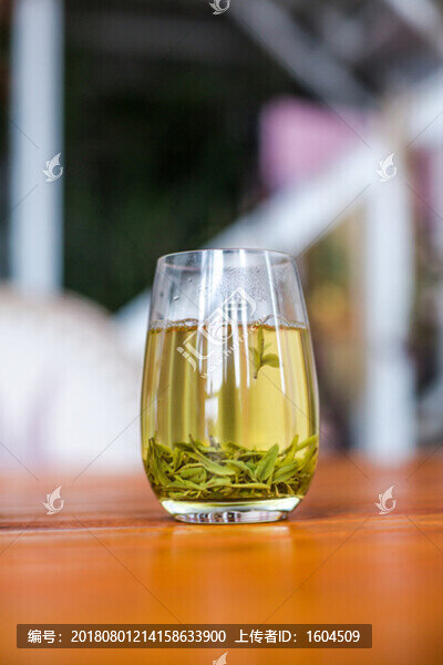 一杯清茶