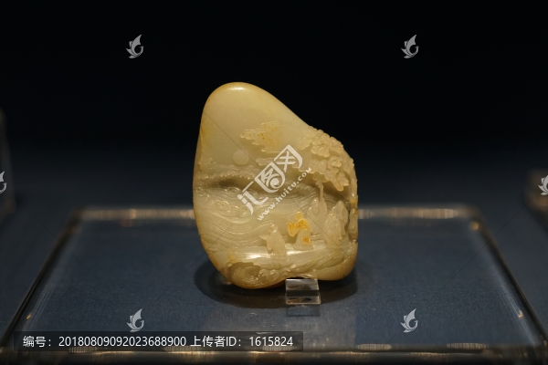 清代白玉觀潮山子