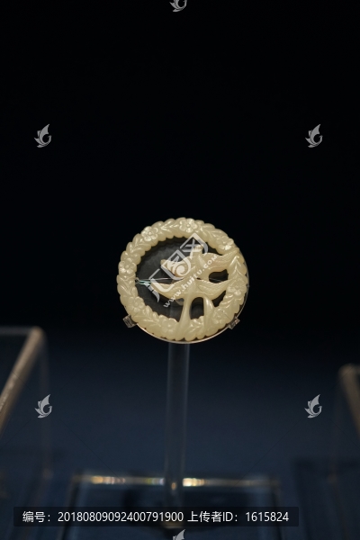 清代白玉雙鳥花環(huán)珮