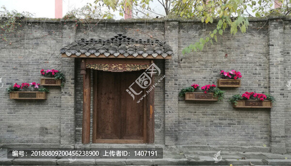 中式小院大門(mén)