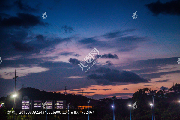 深圳大運(yùn)中心體育館建筑
