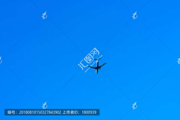 藍天飛機