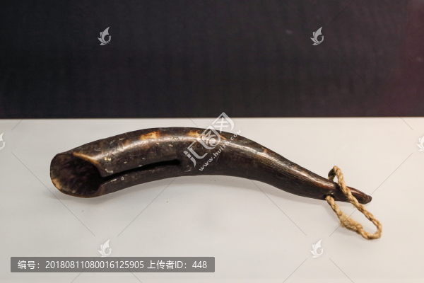 牛角灌藥器