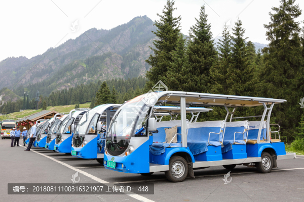旅游景點旅游車