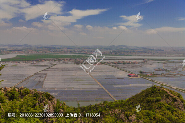 遼寧丹東大孤山懸崖樹木巖石風光
